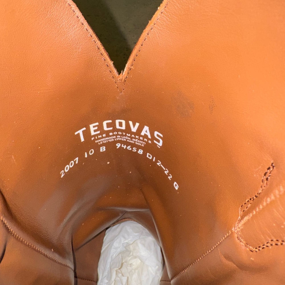 Tecovas “Annie” Brown Cowboy Boots with Stitch Detailing - Picture 6 of 10